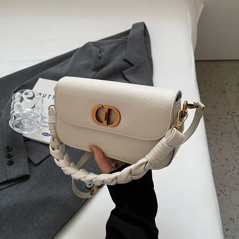 حقيبة منسوجة لخريف وشتاء 2025 للنساء - حقيبة كتف مربعة كلاسيكية مع حزام كروس، حقيبة يد أنيقة تحت الإبط