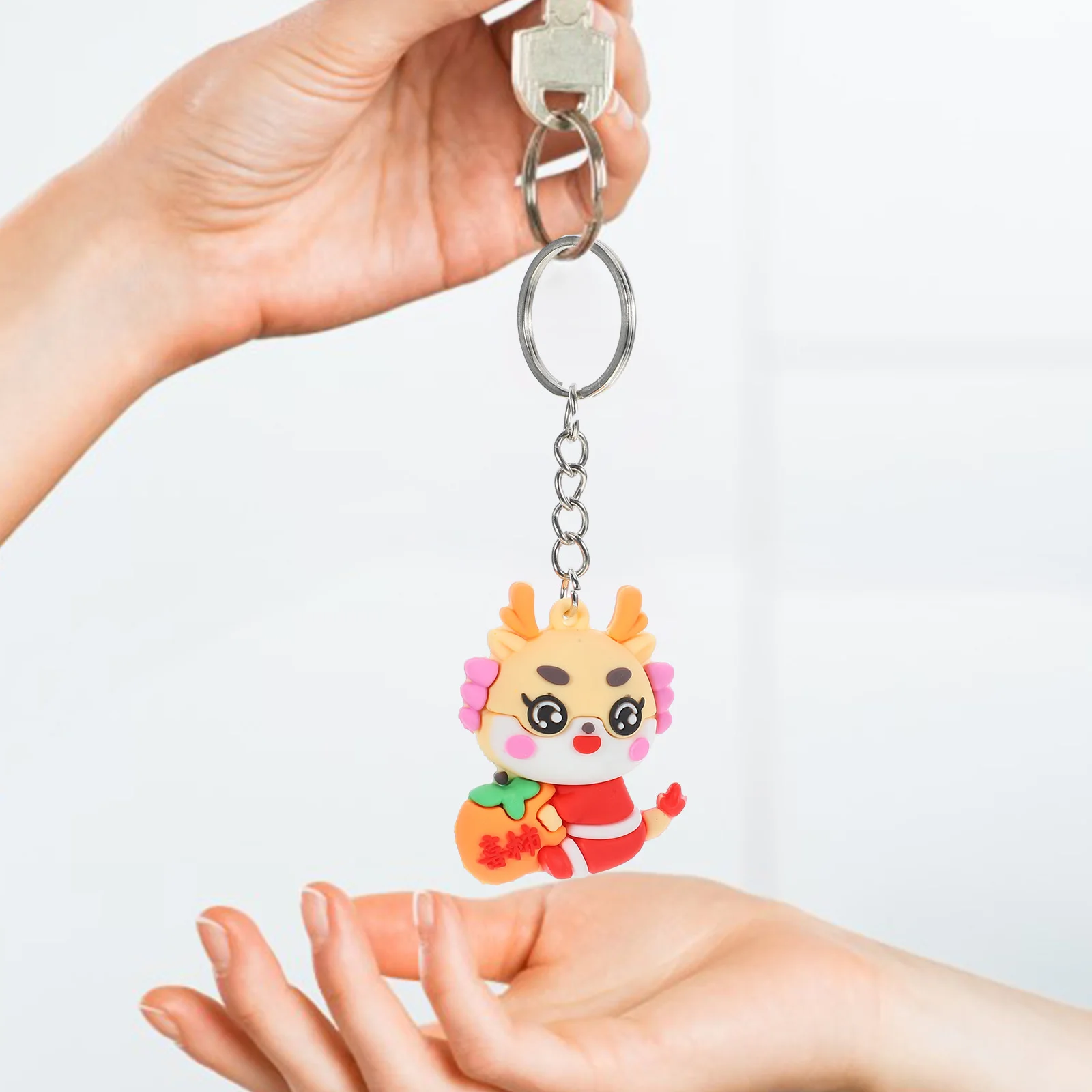 

4pcs Cartoon Blessing Keychain Dragon-Shaped Animal Key Ring For Bag Hanging Decor Car Interior Gift Packaging Box Party Favor