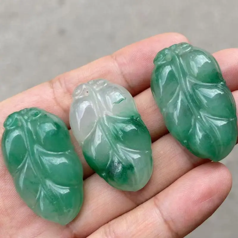 Natural Translucent Dulong Jade Leaf Pendant Necklace Men And Women