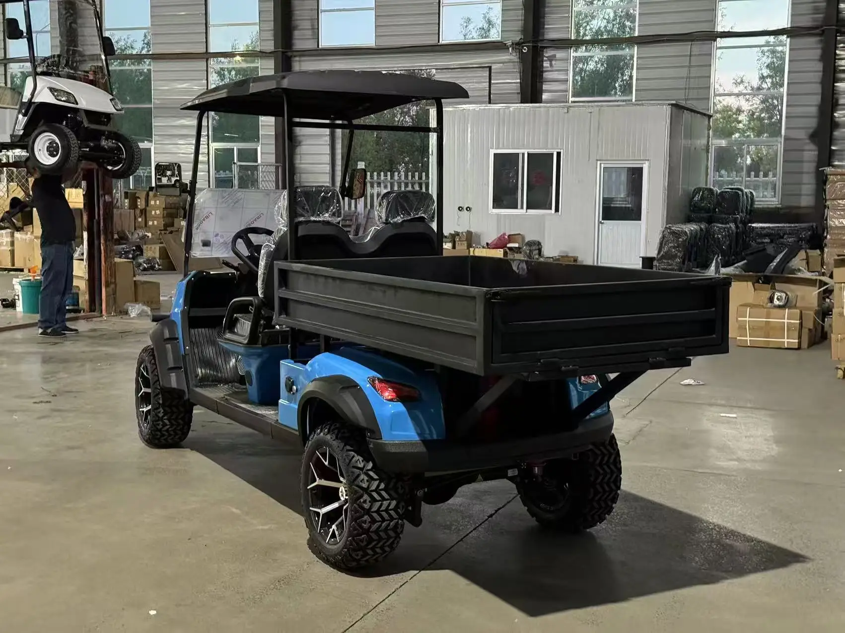 عربة جولف كهربائية تعمل بالبطارية مع صندوق شحن 4 عجلات #5