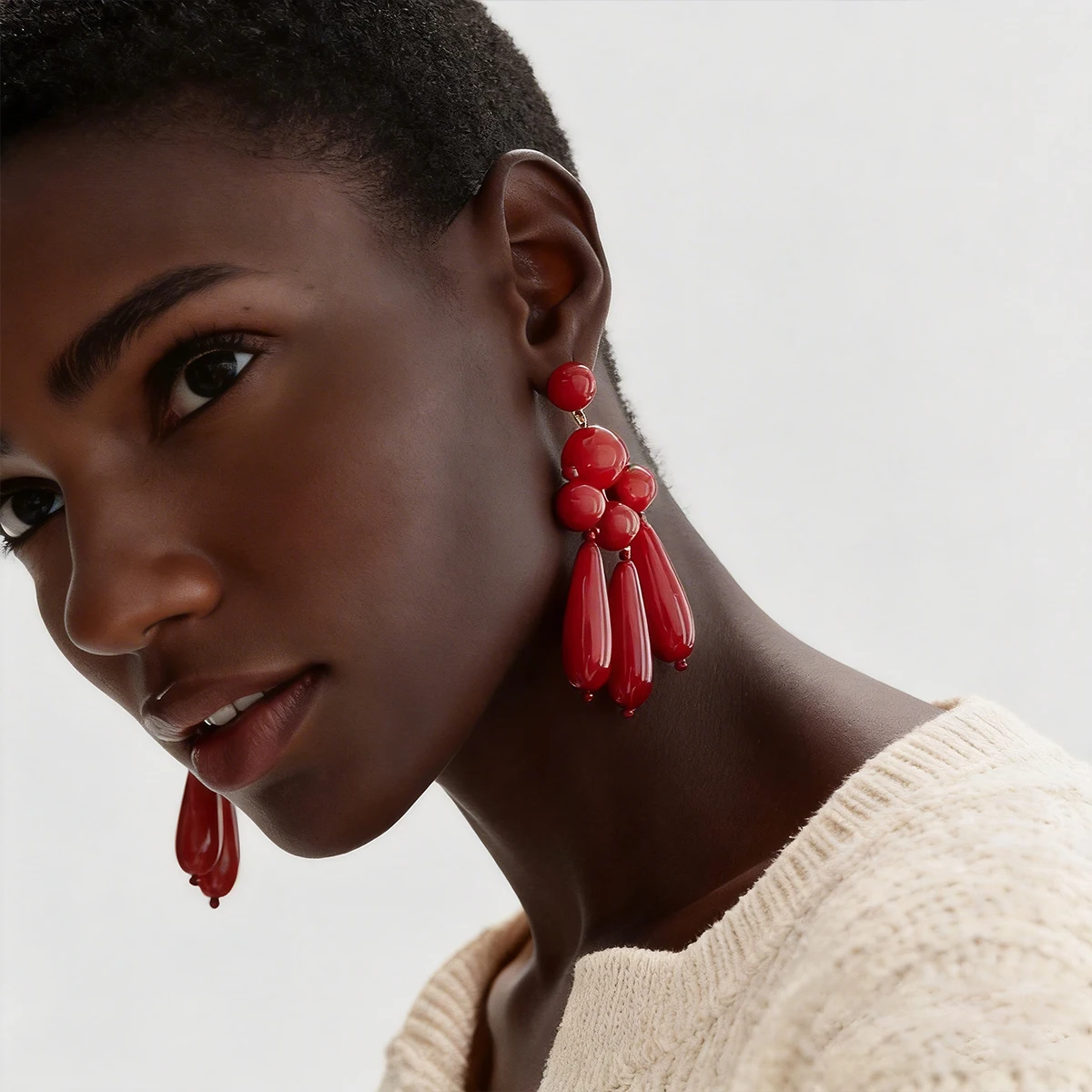 Image of Vintage Rote Harz-Perlen Ohrhänger für Frauen Retro Ethnischer Stil Indischer Schmuck Mode Ohr-Accessoires Geschenke Großhandel