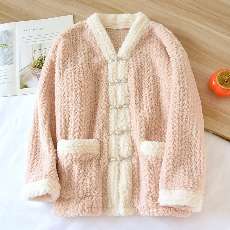 2025 New Autumn/Winter Women's Pajamas Flannel V-neck Thickened Warm Long sleeved Cardigan Loose Home Fury Single piece Top