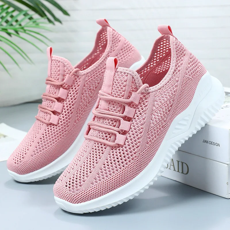 New Women's Breathable And Fashionable Casual ShoesPlus Size Shock-absorbing Soft Soled Sports Shoes Mesh Fabric Lace Up Women's