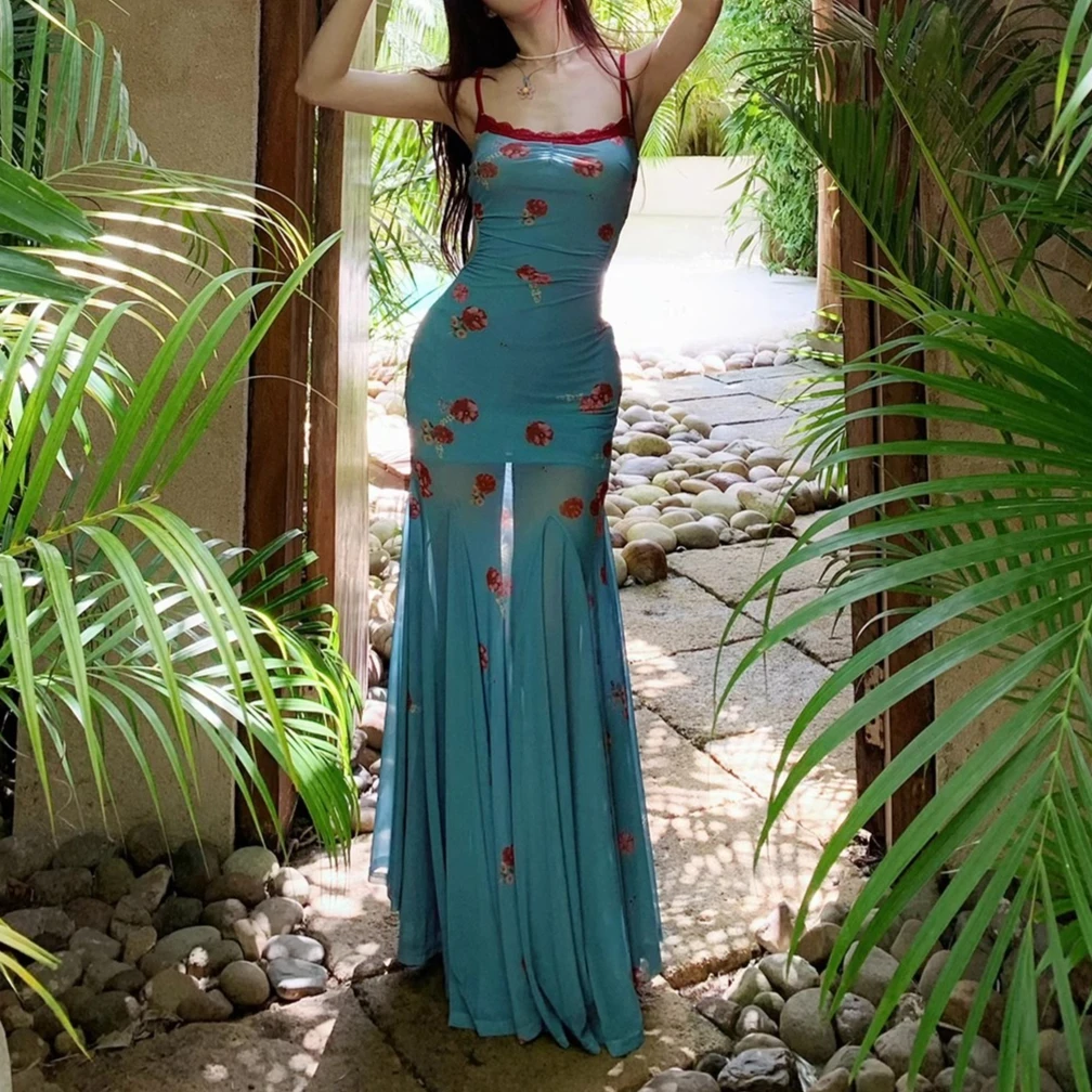 Robe trompette élégante en Satin blanc pour femmes, bretelles, sans manches, vêtements Vintage, fête d'anniversaire, Chic, moulante