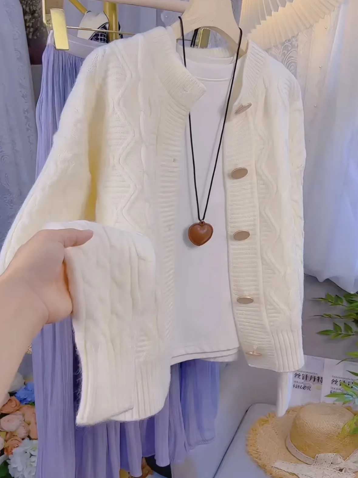 

Loose Knitted round Ne Sweater Coat Women's Sle Autumn New Faion Tassel Design Warmth Long Sve White Twist Cardigan