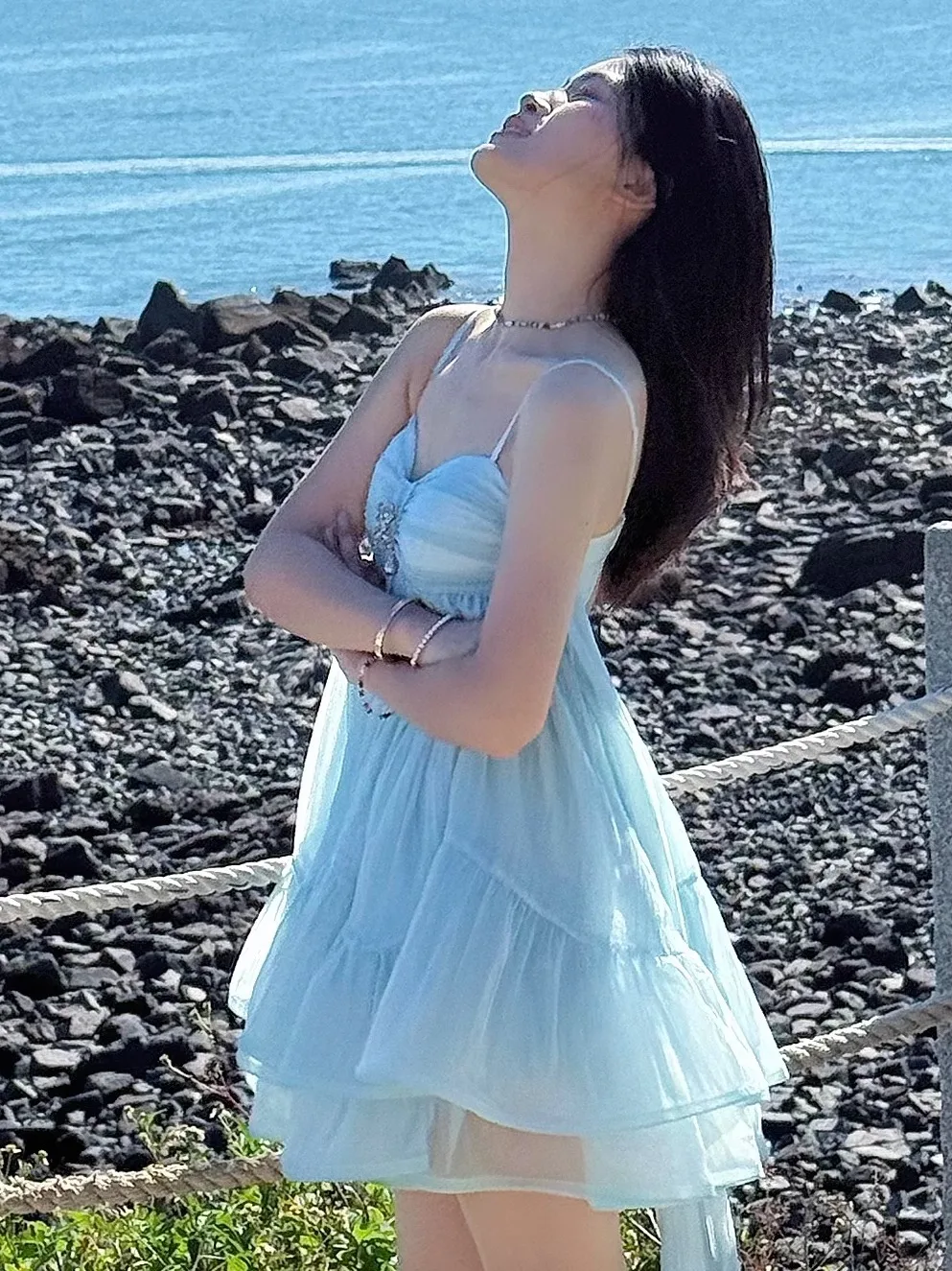 

Элитное летнее пляжное платье-накидка Neline из трикотажной ткани с высокой талией из шелка Янгюнь для путешествий и отпуска