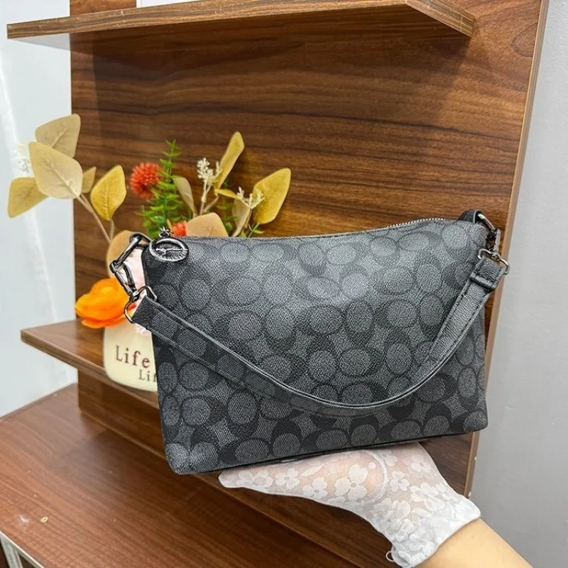 

Stylish Minimalist Vintage Messenger Bag Large Capacity For Women's Casual Leisure And Business Commute