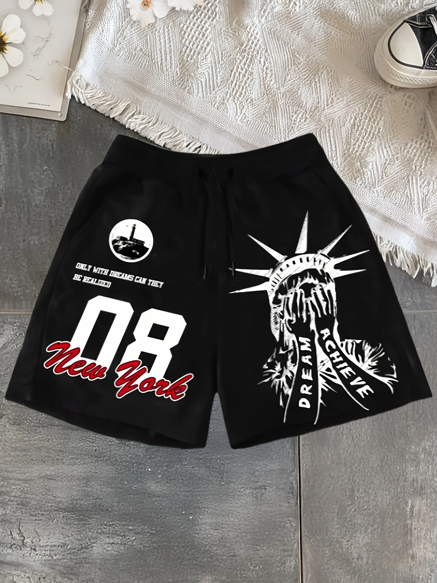 Men's Summer Street Trendy Cool Black Shorts Statue of Liberty Creative Printed Pattern Casual Pants