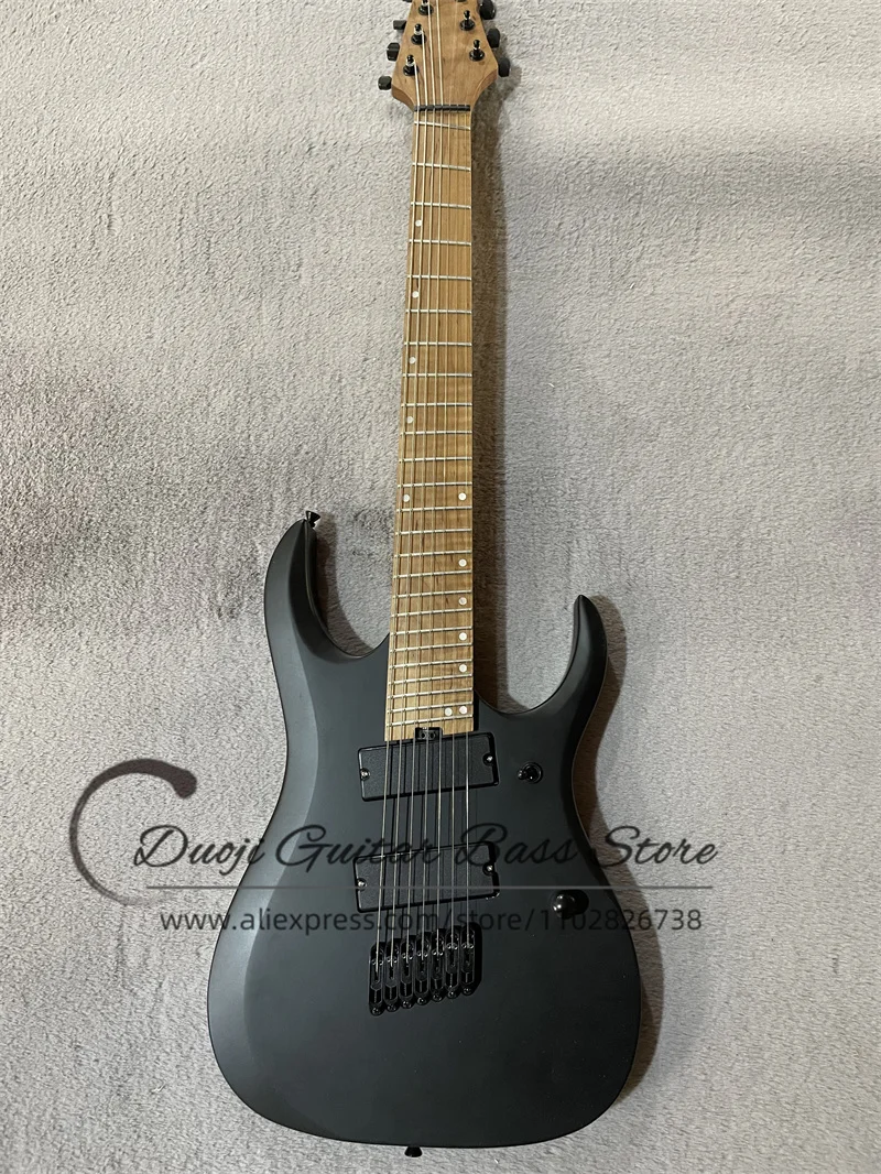 

7 Strings Electric Guitar Matte Black Body Roasted Maple Neck Roasted Maple Fingerboard Black Hardware customization