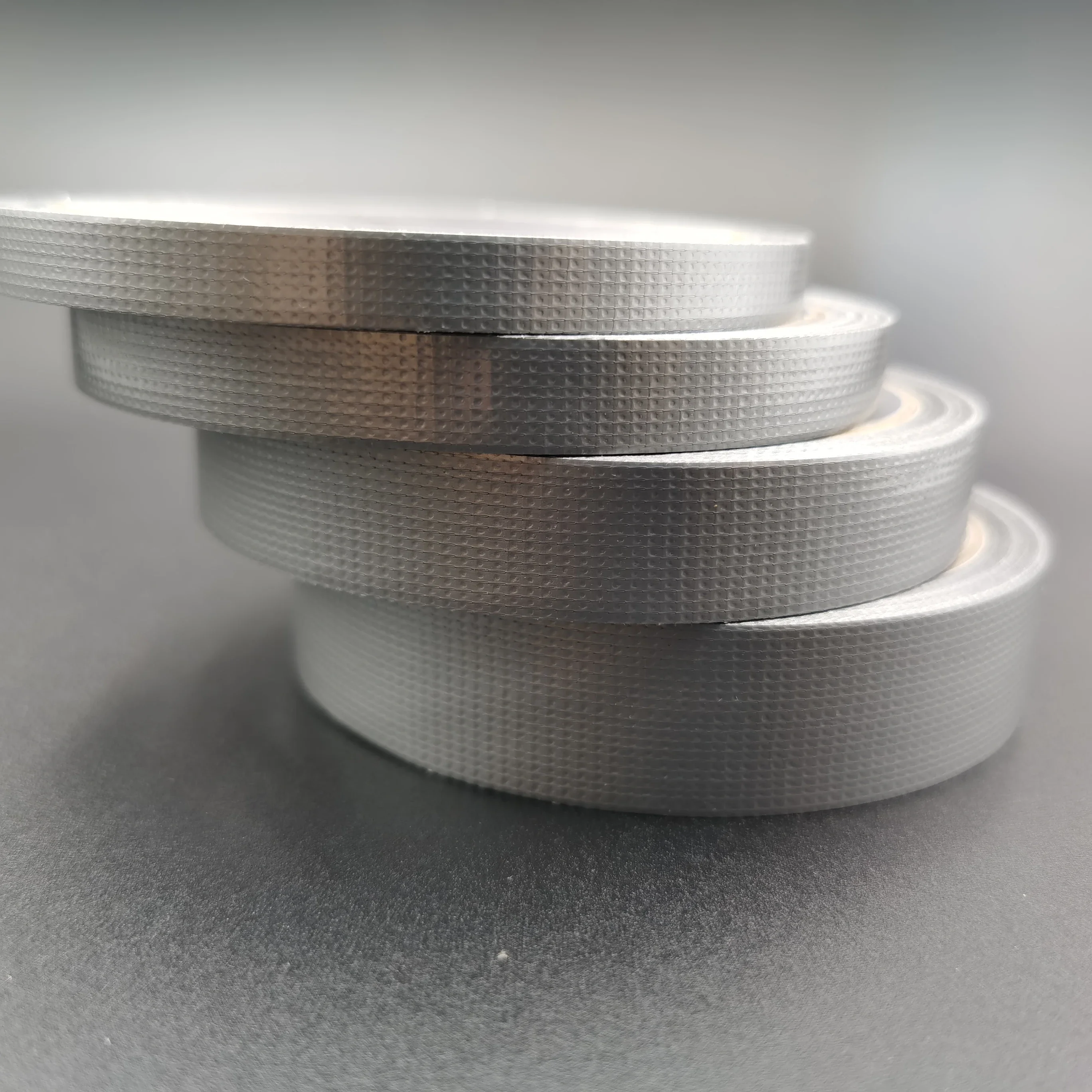 

10m Industrial-Grade Heavy Duty Silvery Duct Tape - Versatile Repair Adhesive for Cars, Restaurants & Hotels, for Return School