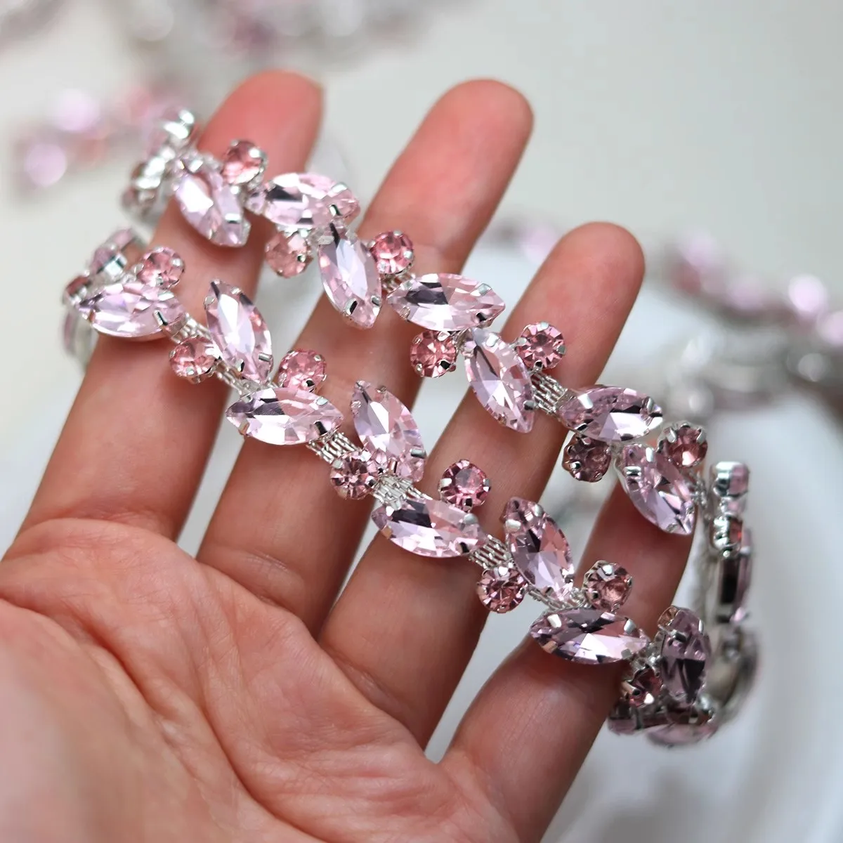 

1 ярд, стеклянная цепочка со стразами, кружевная отделка, воротник платья, танцевальный наряд, плечи, кружевная лента на талии, аксессуары Costura