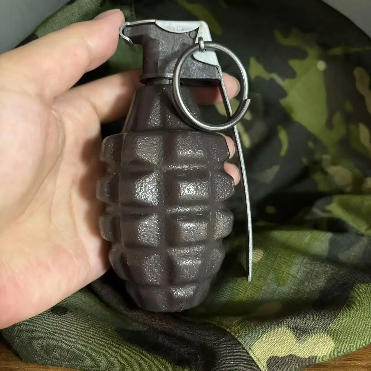 1 قطعة نسخة MK2 البلاستيك غير وظيفية الأناناس الرعد نموذج لاعب مجموعة من فيلم التلفزيون الدعائم هدية الديكور #4