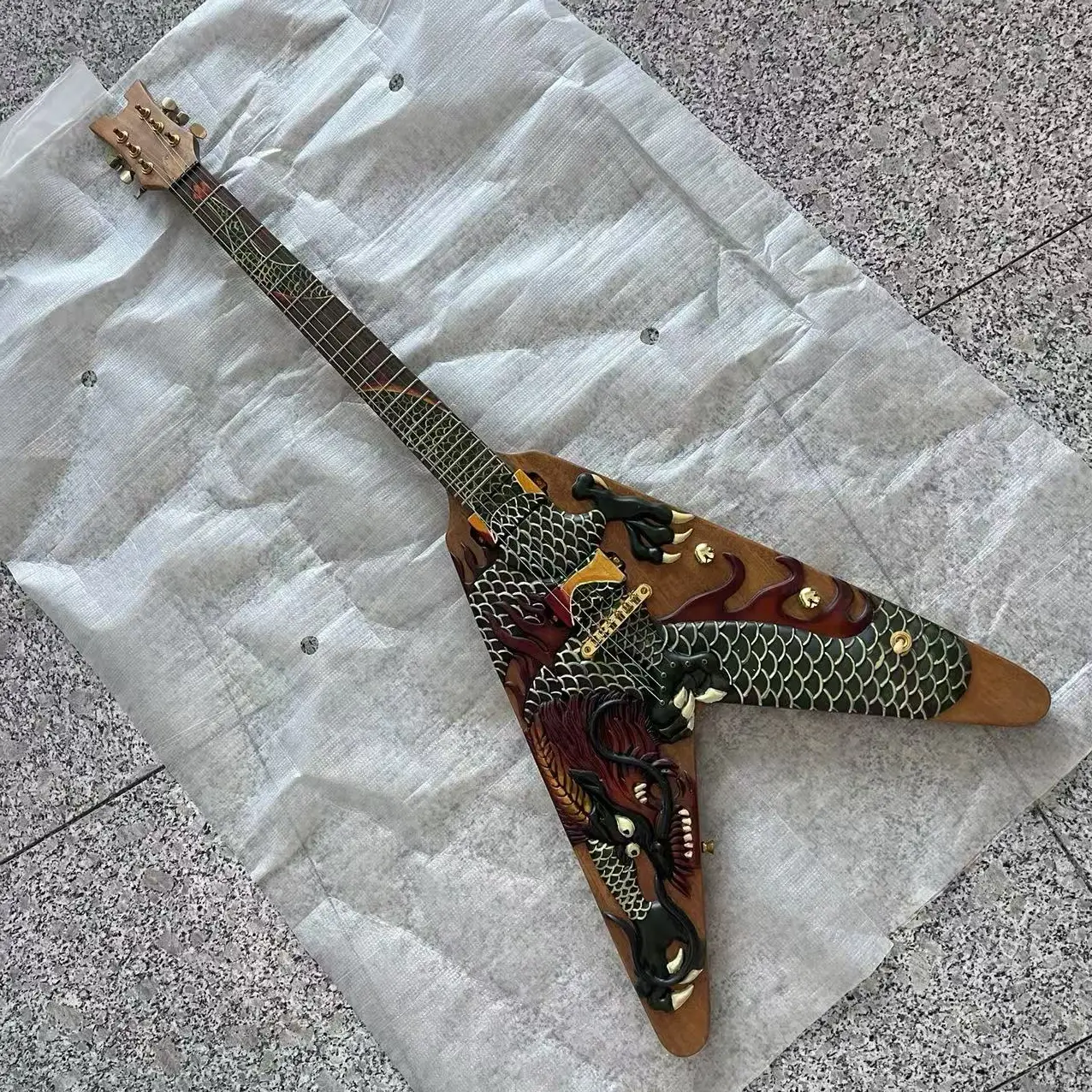 Dragon shaped carved hand drawn color piano body 6-chord electric guitar, factory real picture, in stock