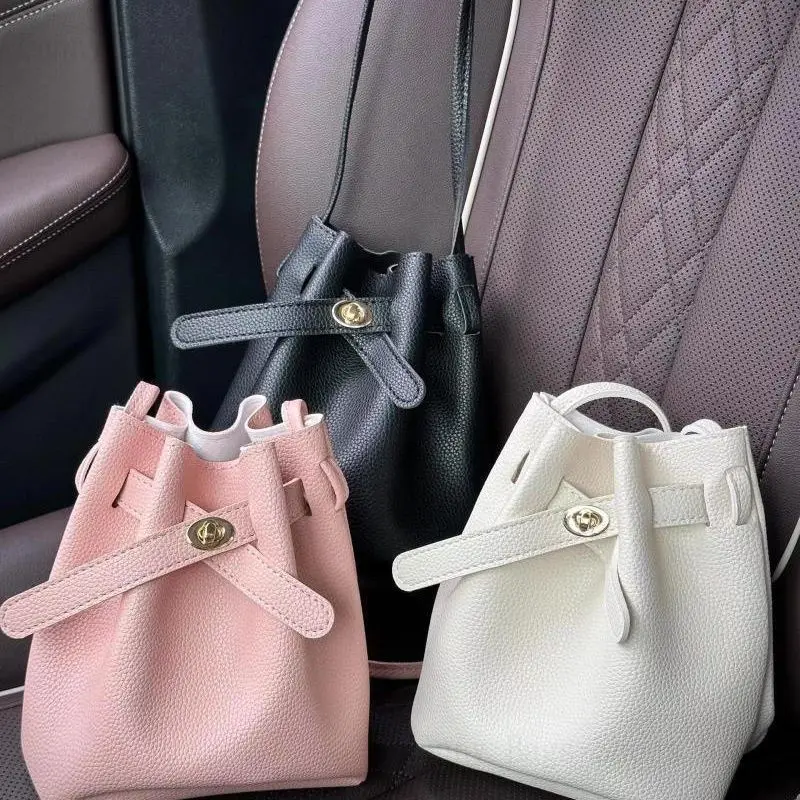 2025Litchi Pattern Bucket Bag Internet Celebrity Cylindrical Messenger Bag Large Capacity Fashion Women’s Versatile Shoulder Bag