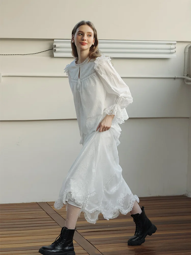 White Heavy Embroidered Lace Trim Mesh Set Women's Fashion Sweet Two-Piece Suit Long Sleeve Overhead Polyester Fiber