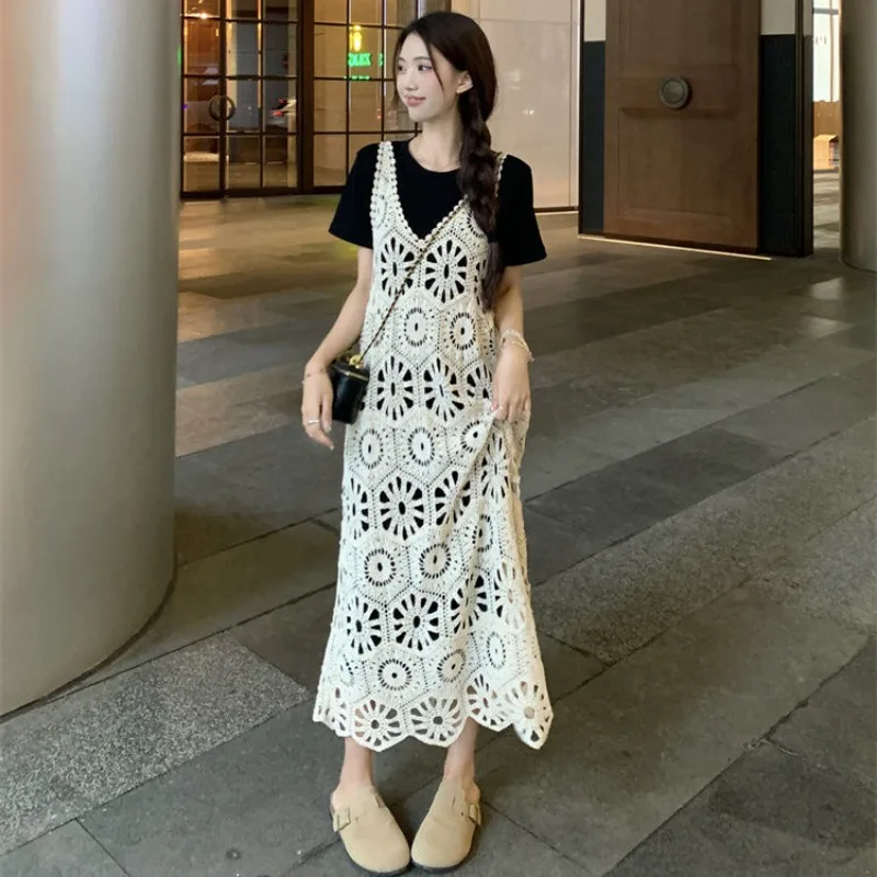 

Лето 2025 г., черная длинная футболка в стиле бохо, ажурный комбинезон, платье, комплект из двух предметов, женские свободные платья с короткими рукавами, наряды, дорожный костюм