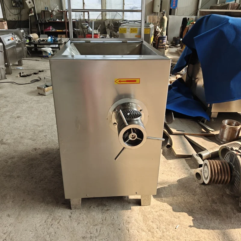 Commercial Meat Grinder Industrial Grade for Grinding Frozen Pork Duck Chicken Efficiently Electric Meat Grinder