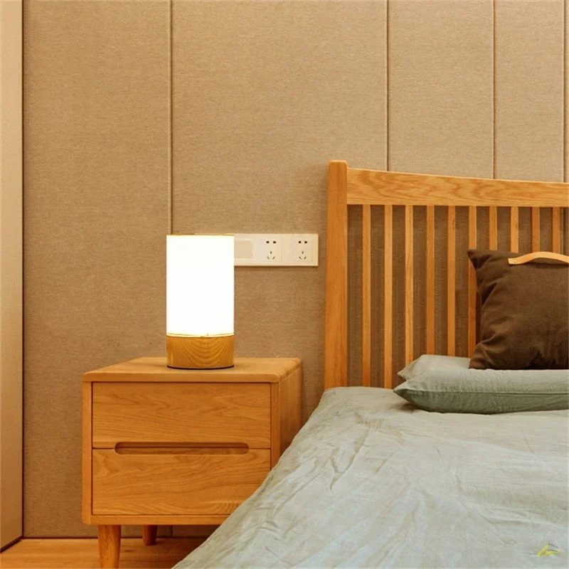 Modern Solid Wood Table Lamps LED Glass Lampshade Desk Lights Bedroom Beside Lamp Living Room Table Light Lighting Fixtures