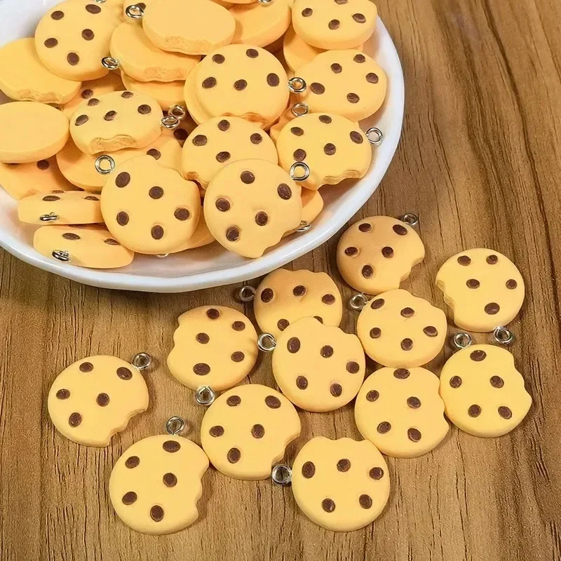 10Pcs Lovely Snack Biscuit Resin Charms, Kawaii Simulation Cookie Pendants Handcraft Findings for Earrings Necklaces Keychains