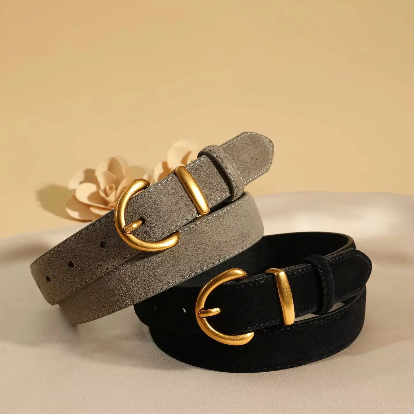 

Women's Luxury Suede Belt with Vintage Metal Buckle Fashion Leather Waistband for Jeans Fall/Winter Girdle Designer Belt