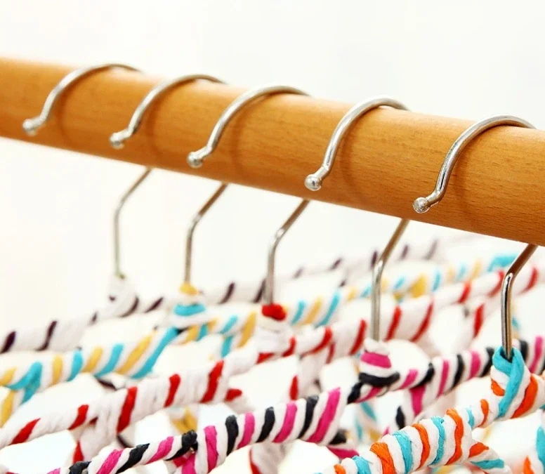 Foldable Scarf Holder with 28 Holes