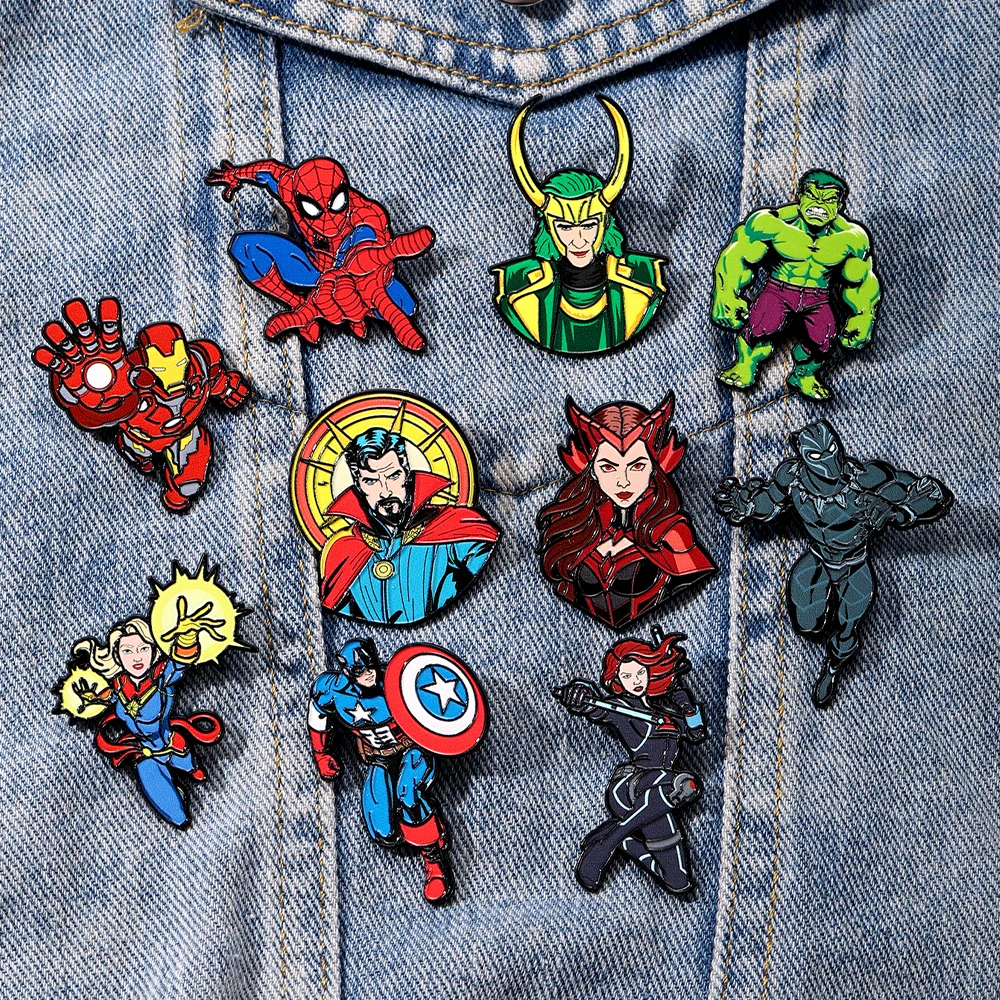 Set di 10 spille Marvel Avengers League - Distintivi e spille a tema cartoni animati di Spider-Man, Iron Man, Hulk per zaini e accessori di abbigliamento