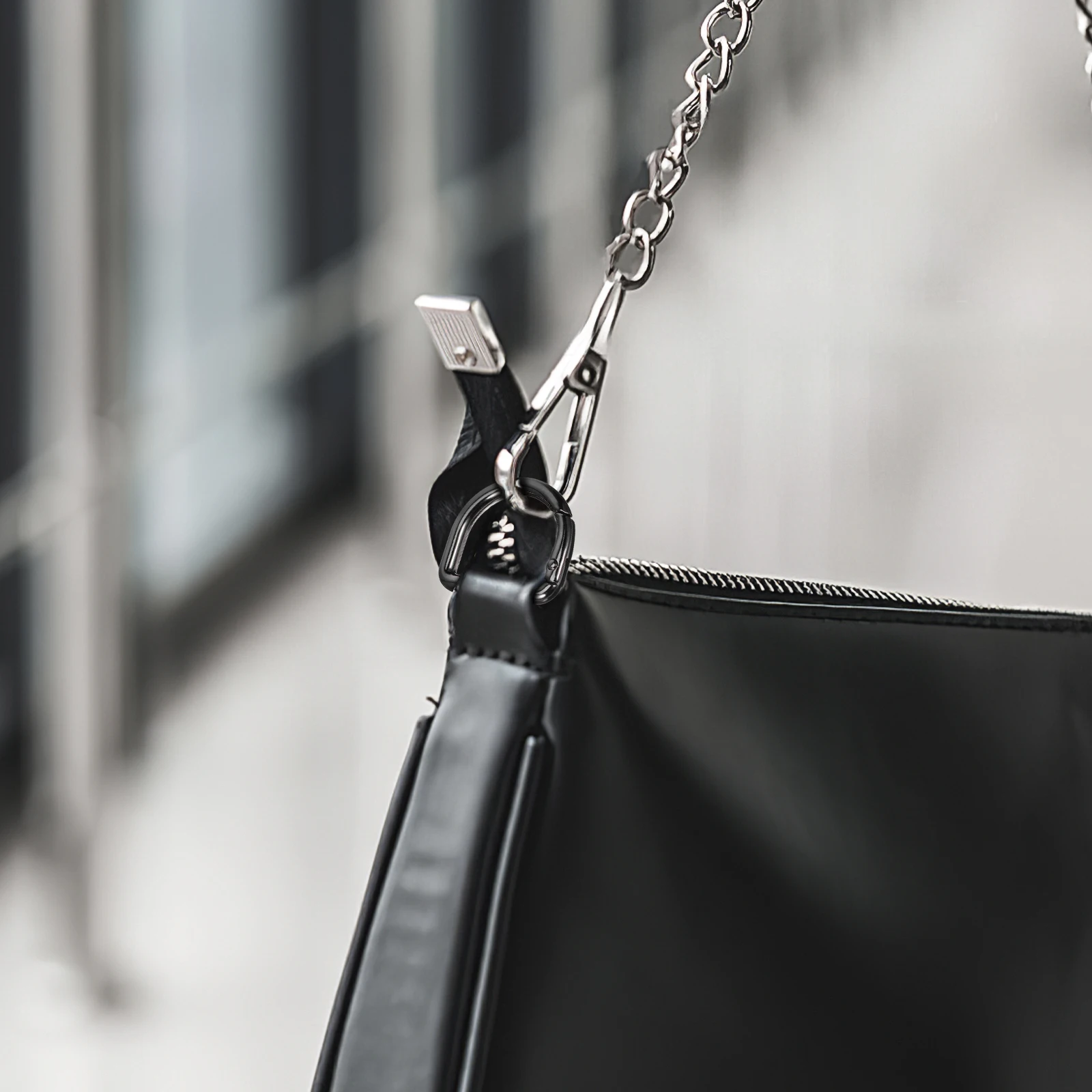 

9Pcs Spring Ring D Ring Clips Heavy Duty Metal Keychain Fasteners for Backpack Purse Strap Belt Pet Leash Camping Gear