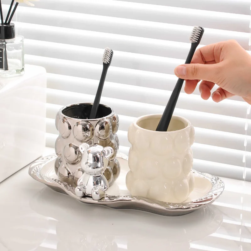 Luxury Ceramic Mug Set Ceramic A Pair of Toothbrush Cups Lovers Wash Cups Household Tooth Brush Cylinder Cup Bathroom Set