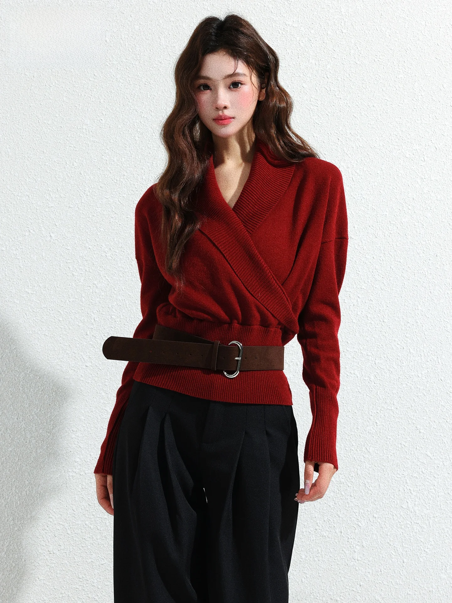 

Red Korean Style Long Sleeve V-Neck Knitted Sweater Women's Cross Waist Slim Fit Summer Soft Top Casual Style Knitted Sweater