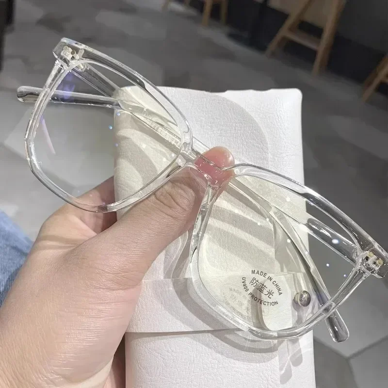 إطار نظارات كمبيوتر شفاف مربع عتيق جديد للنساء والرجال مضاد للضوء الأزرق نظارات حجب النظارات البصرية