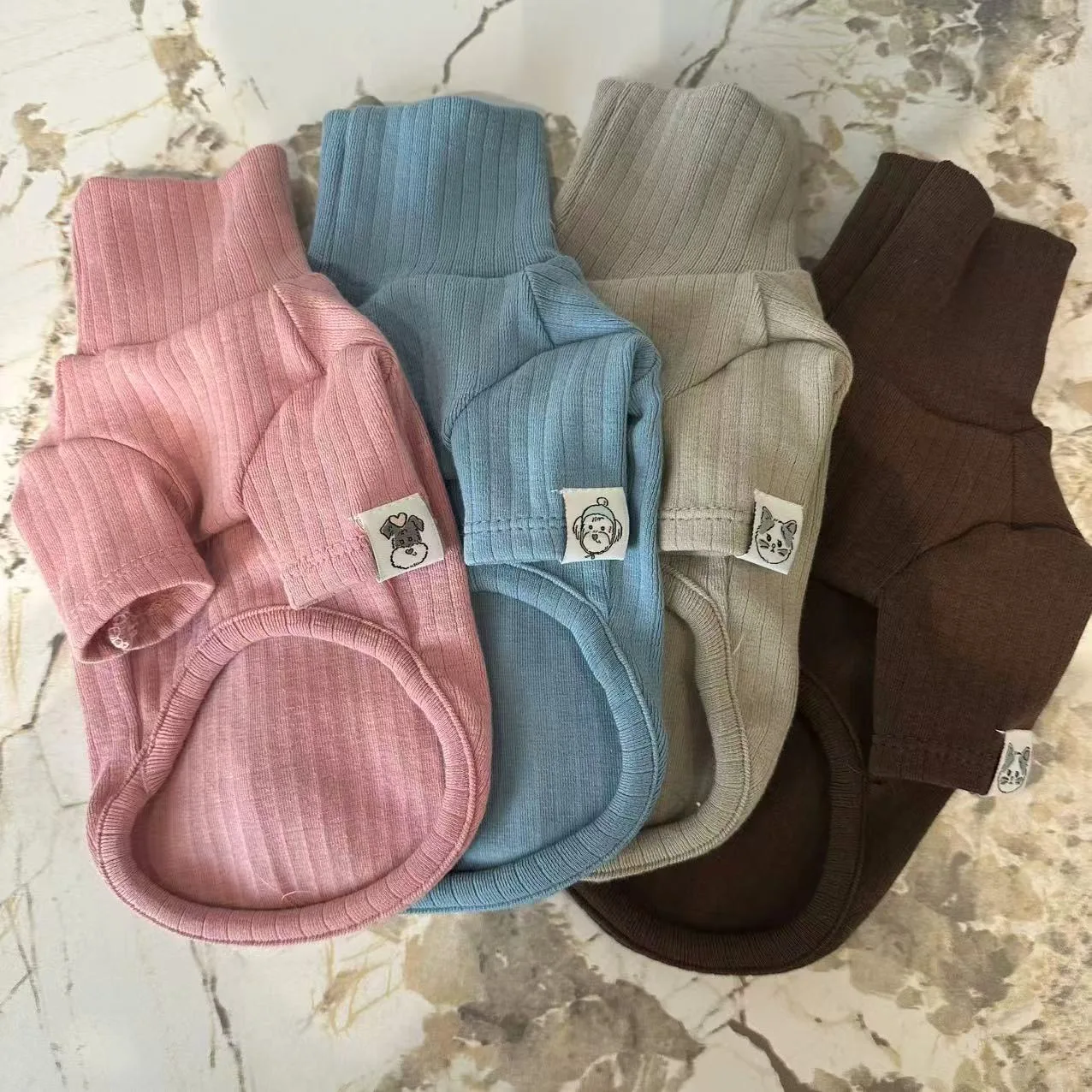 

Теплая трикотажная одежда для собак с высоким воротником, хлопок, полосатый узор, эластичная, прочная, для осени и зимы