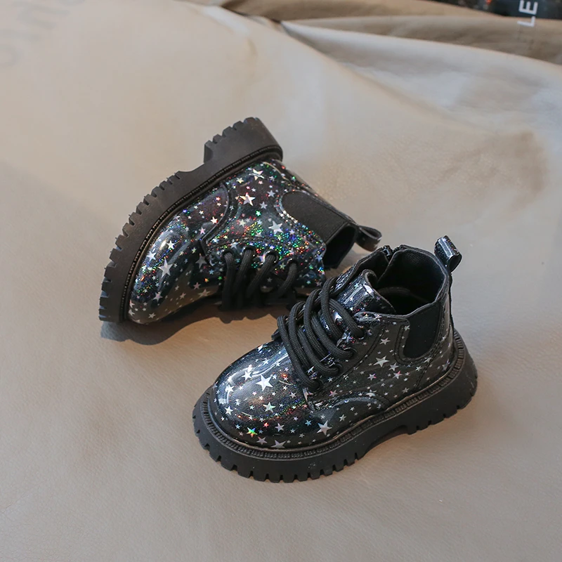 

2025 New Fashion Girls Short Boots Non-slip Thick Soft Sole Kids Leather Boots Side Zipper Children Princess Shoes Sweet Elegant