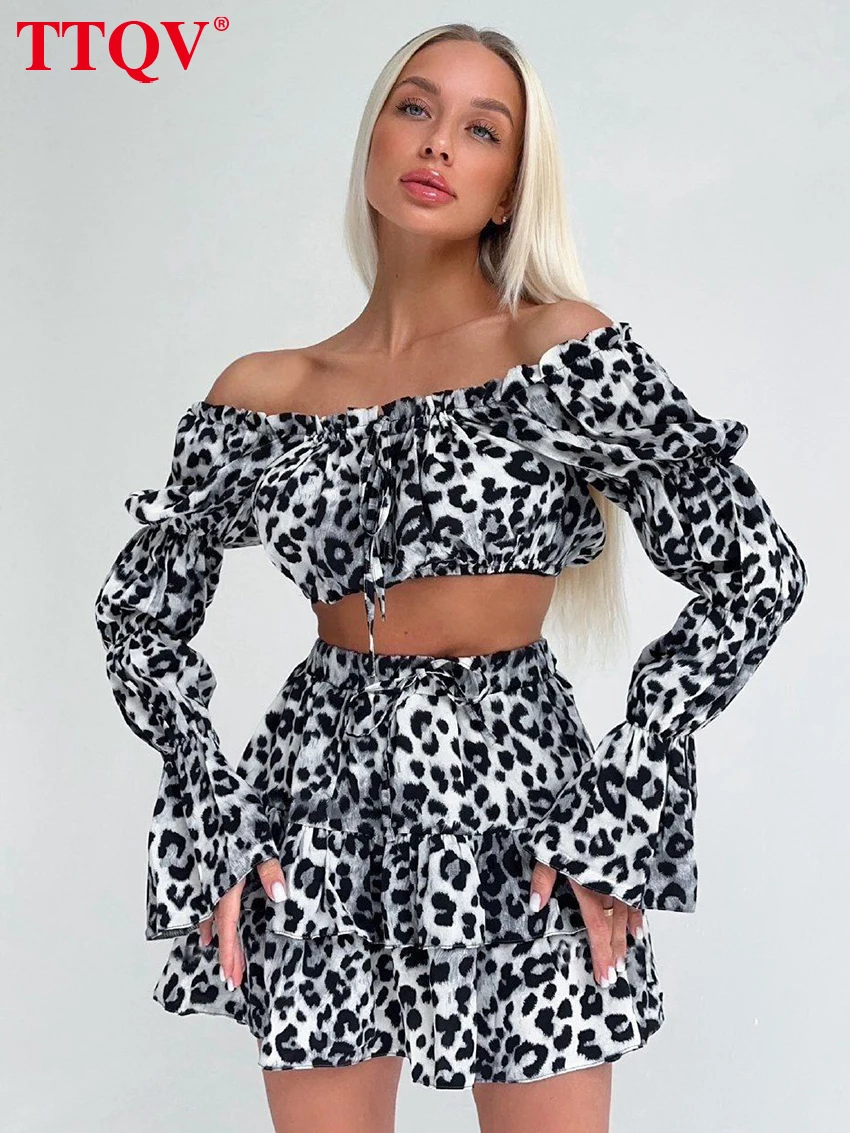 

TTQV Fashion Loose Leopard Print Skirt Sets Women 2 Pieces Sexy Long Sleeve Crop Top With High Waist Pleated Mini Skirt Set