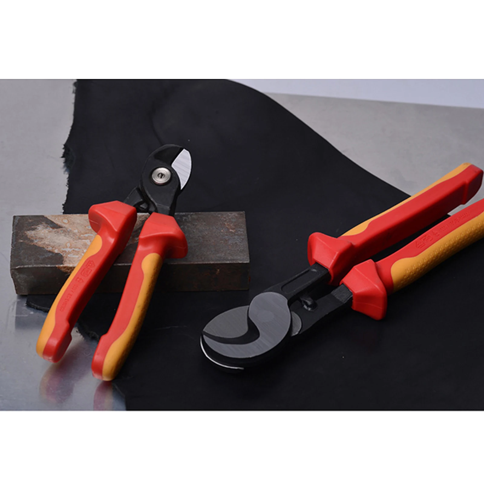 Insulating Cable Pliers Cutting Electricial Wire Stripper For Electricians Multi Tool Hand Tools Cable Cutter Scissors 2022