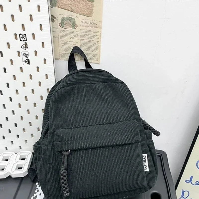 Little Corduroyกระเป๋าเป้สะพายหลังสาวใหม่สบายๆลายสําหรับฤดูใบไม้ร่วง/ฤดูหนาว2024ทุกชนิดป่ากระเป๋านักเรียนMochila Con Estilo