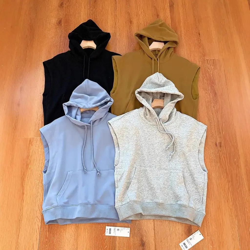 

Women's Sleeveless Hooded Sweatshirt Stacked Vest Top Loose Fit Spring New Arrival