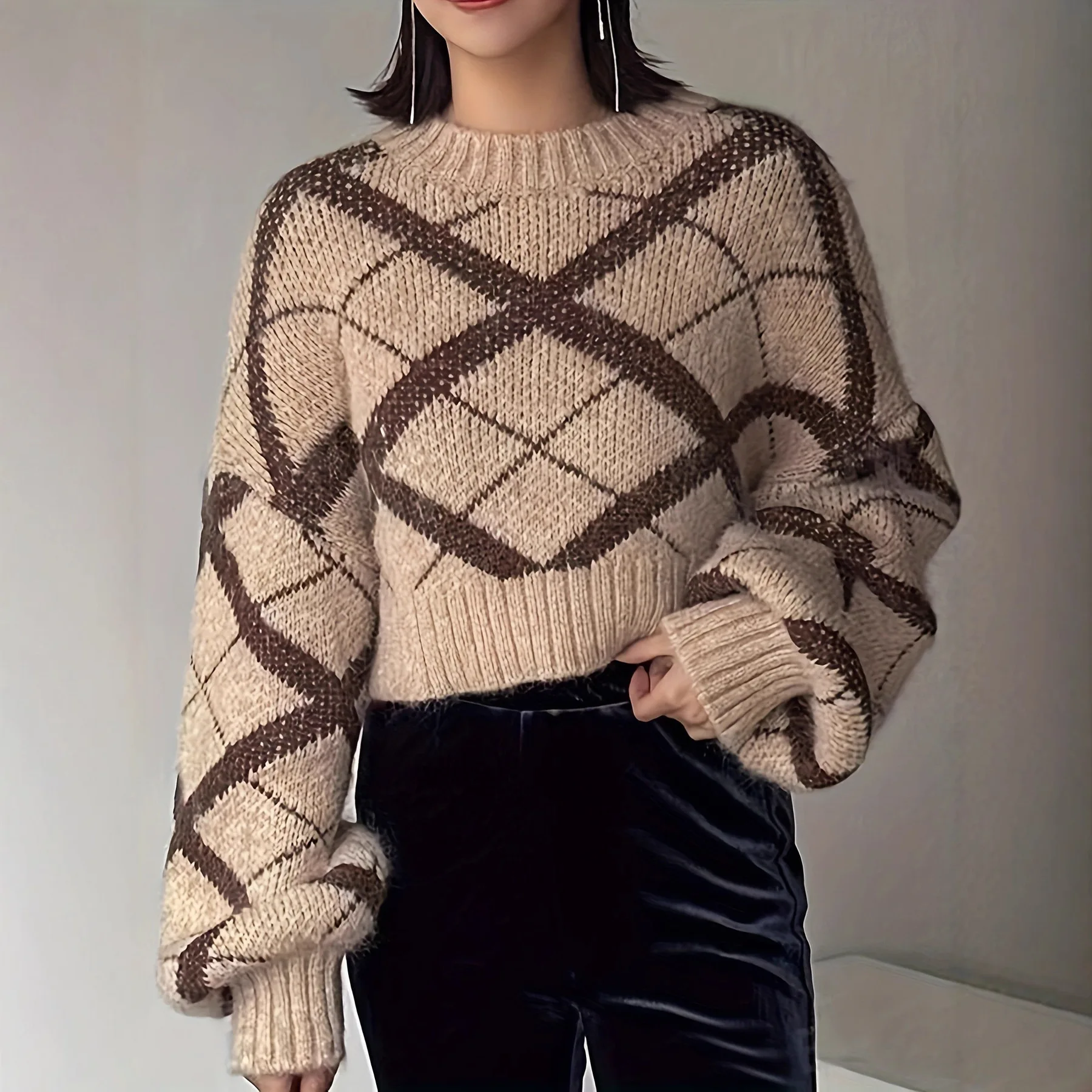 

Contrasting Color Crochet Women's 2025 Autumn and Winter New Loose Retro Versatile Design Knitted Sweater Top Tide