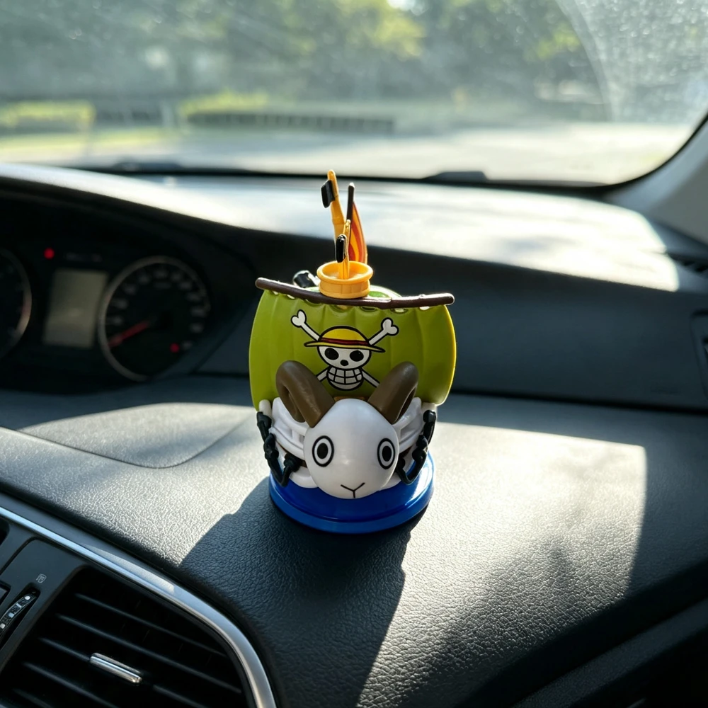 7cm One Piece Anime Schiff-Figur Luffy Modell Spielzeug Supersüßes Mini-Boot THOUSANDSUNNY Going Merry Zusammengebautes Modell Actionfigur – Detail 6