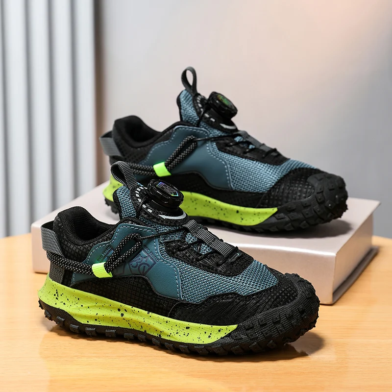 

2026 Hot Selling Autumn Low Cut Childrens Sports Shoes Support and Wear-resistant Running Shoes Outdoor Campus Leisure Shoes