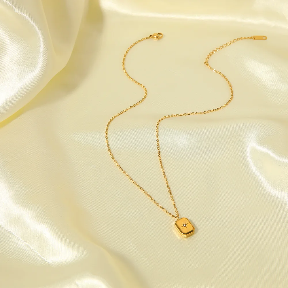 Einfache Edelstahl-Geometrische Quadratische Anhänger-Halskette für Damen, Retro-Zirkon-Stern-Halskette, Trendiger Schmuck-Accessoire – Detail 4