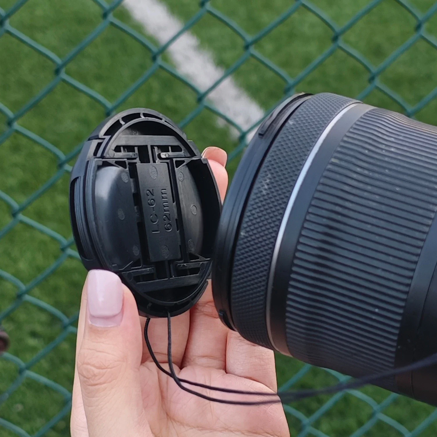 49 مللي متر 52 مللي متر 55 مللي متر 58 مللي متر 62 مللي متر مكافحة خسر غطاء عدسة الكاميرا لكانون نيكون سوني فوجي لوميكس DSLR غطاء لين مع حبل معلق