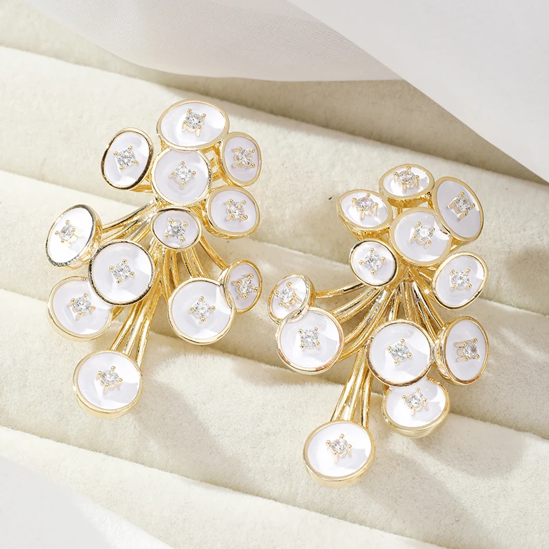 

Роскошные золотые, белые серьги-кластеры с эмалью, сверкающие циркониевые серьги с акцентом, винтажные массивные ювелирные изделия с цветочным принтом для свадьбы