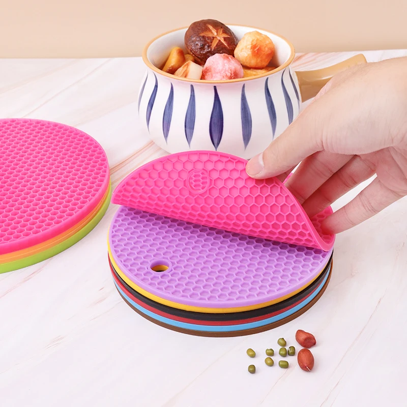 FAIS DU Silicone Mat Heat Resistant Round Pot Holder Table Placemat Kitchen Accessories Coaster Food Grade Material Placemat