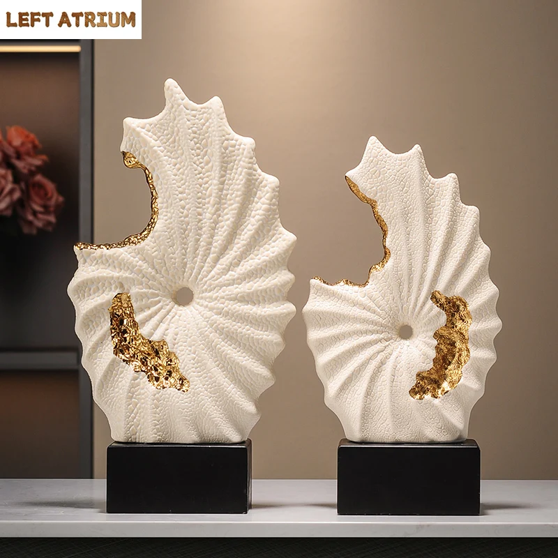 

Gilded Ceramic Landscape Feng Shui Ornaments Desk Decoration Mascot Abstract Crafts Room Aesthetics Decor Home Accessories