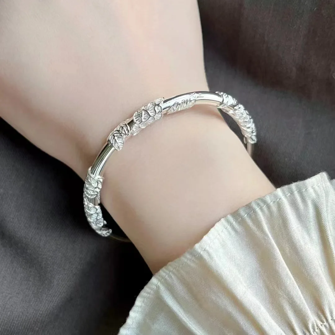 Adjustable Bracelets Bangles for Women Vintage Ethnic Style Carve Flower Leaf Charms Bangles Party Silver Color Jewelry Gift