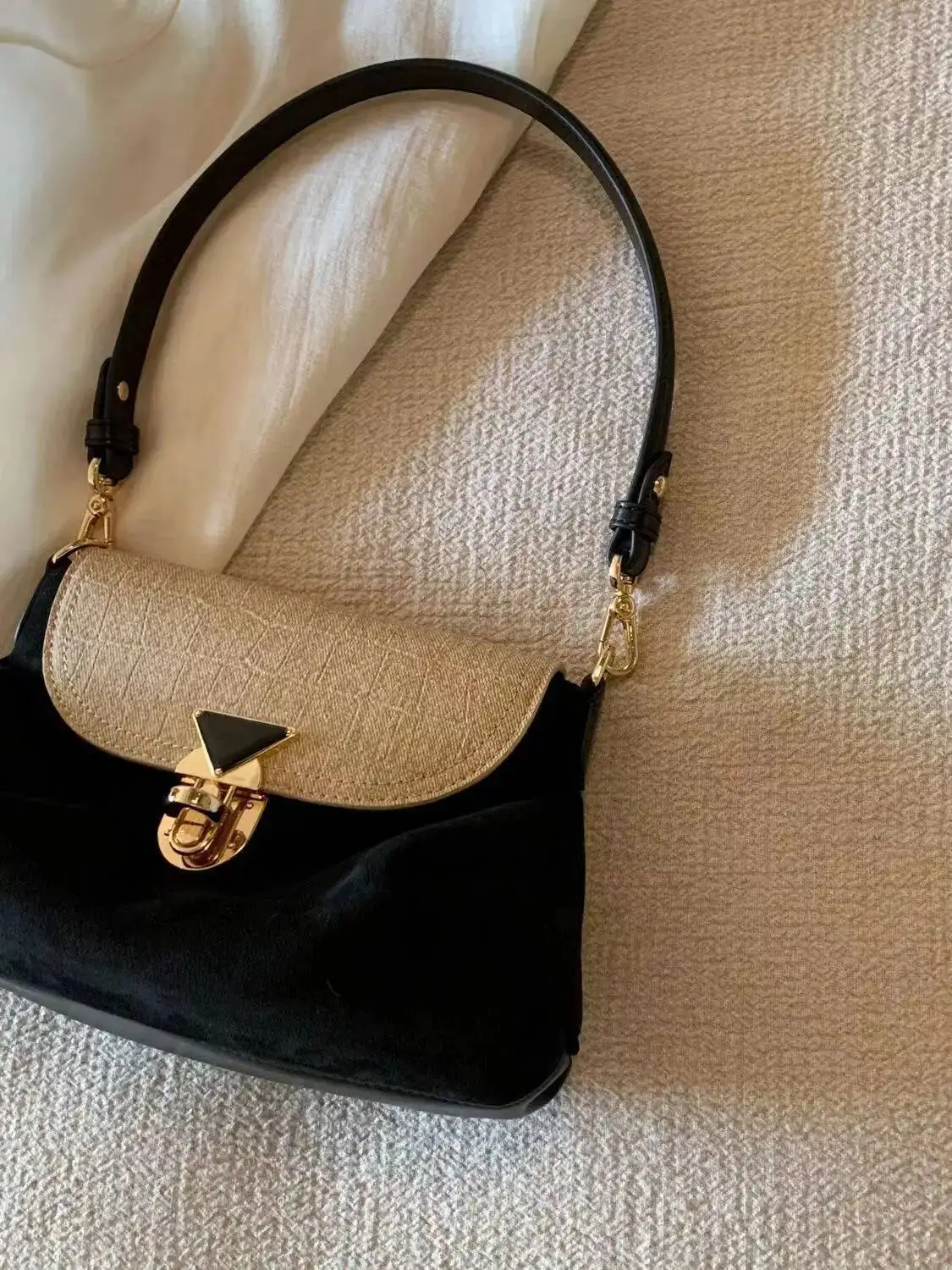 Bloom Elegant Casual Crossbody Wallet Women New Versatile Hot Girls Shoulder Bags Ladies Vintage Handbag Bolsos De Mujer