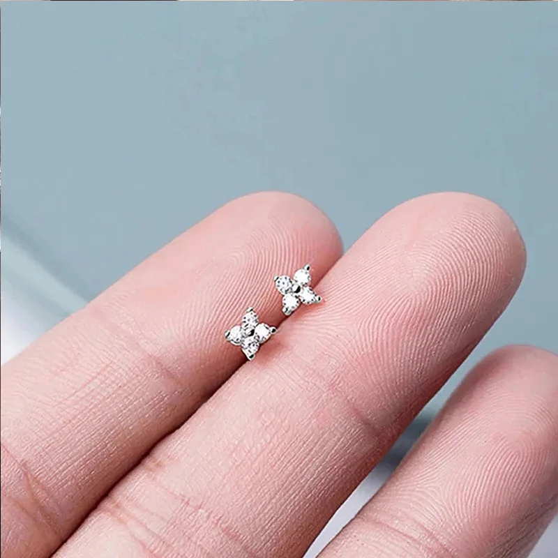 925er Silber vergoldete vierblättrige Blumen-Zirkon-Kettenhalskette für Damen, luxuriöse Kragen-Charm-Kleeblatt-Halsketten, 2025, Trend-Schmuck