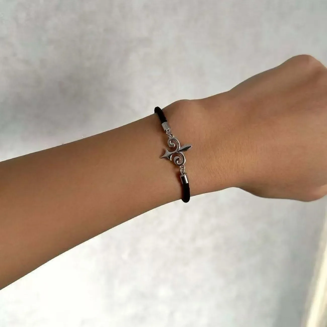 Creative Retro Kazakh Ethnic Pattern Bracelet Hand Rope Pendant  Sheep Horn Geometric Charms Jewelry Gift for Women Men