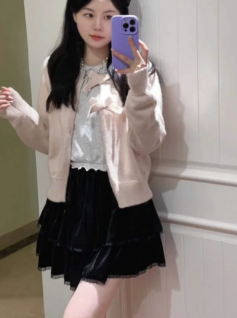 

Бархатная короткая юбка с кружевным тортом для женщин, осенне-зимние универсальные мини-юбки трапециевидной формы с кружевными краями и высокой талией