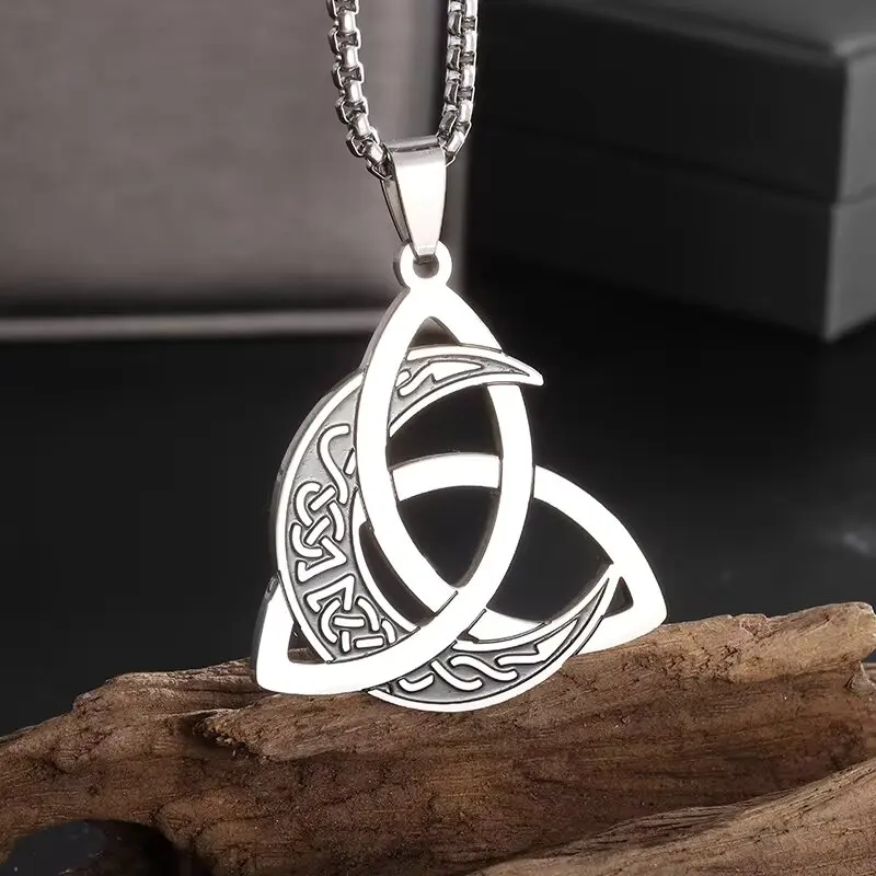 4pcs/set Stainless Steel Irish Celtic Trinity Knot Moon Necklace Vintage Triquetra Lucky Amulet Jewelry for Men and Women